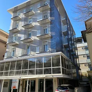 *** Hotel Vernel Italie