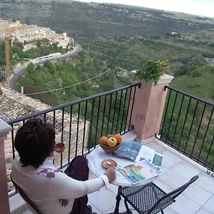 2* Couette-café Ibla Vacanze
